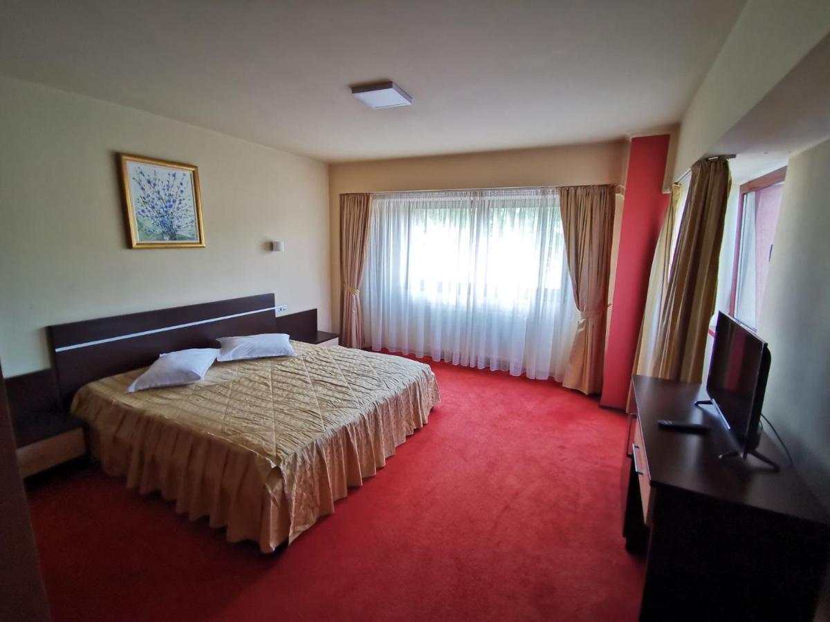 Hotel Severus Zalau Bagian luar foto