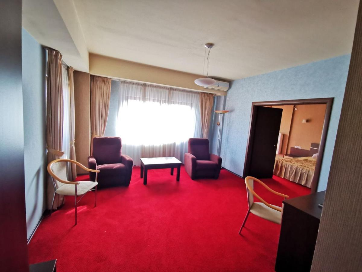 Hotel Severus Zalau Bagian luar foto