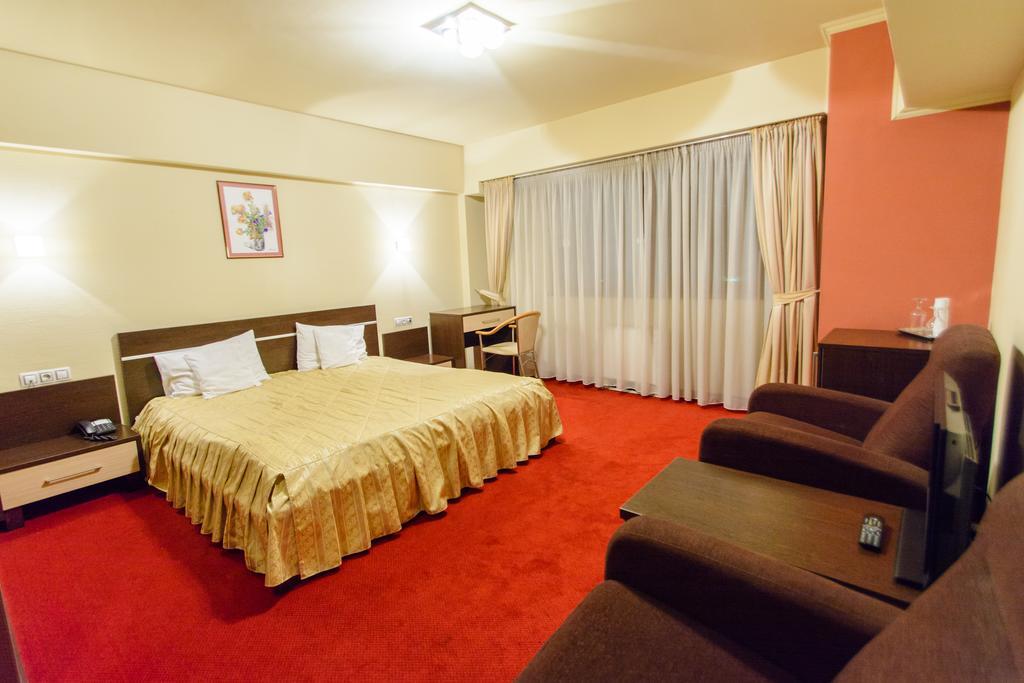 Hotel Severus Zalau Bagian luar foto